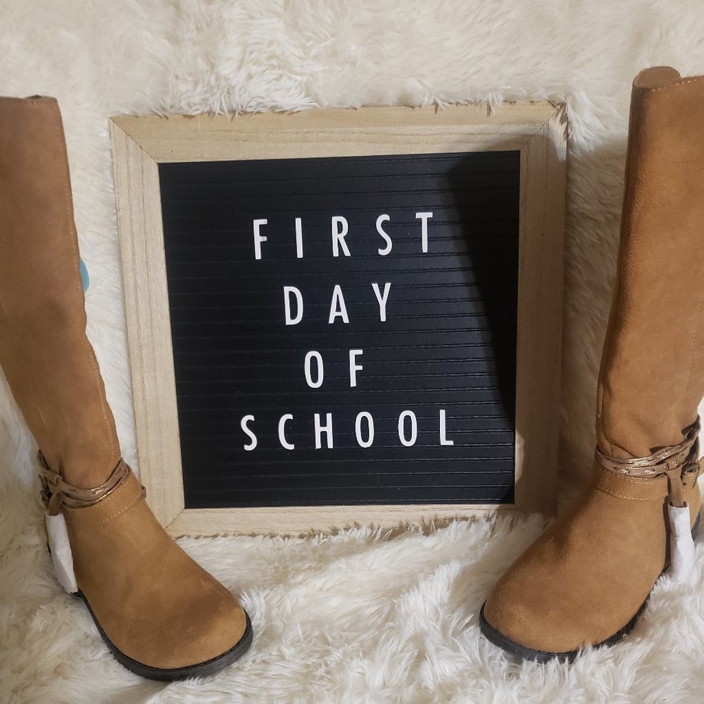 NEW...Girls suede like tall boots.